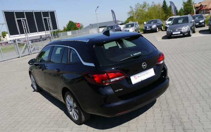 Opel Astra cena 39900 przebieg: 73000, rok produkcji 2016 z Elbląg małe 301